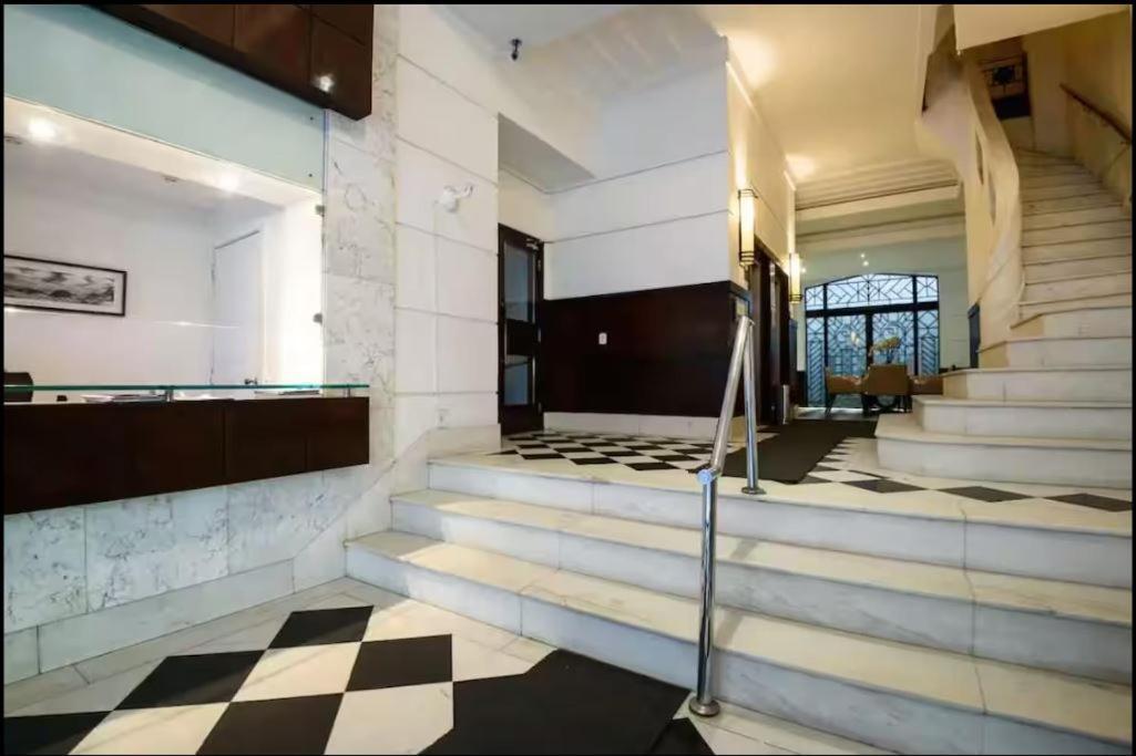 Flat Em Copacabana Na Quadra Da * Rio de Janeiro